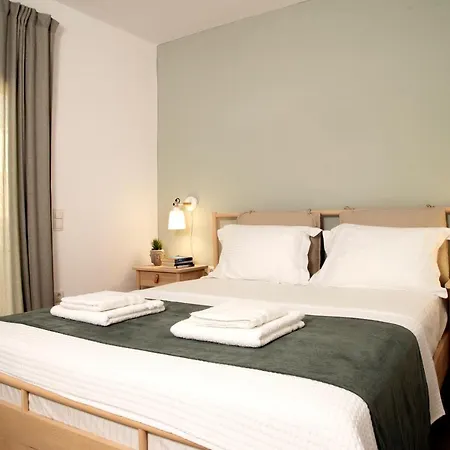 St. Nicolas Soho Apartment